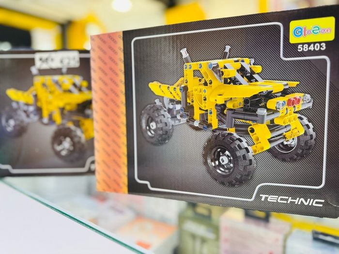 Challenger truck