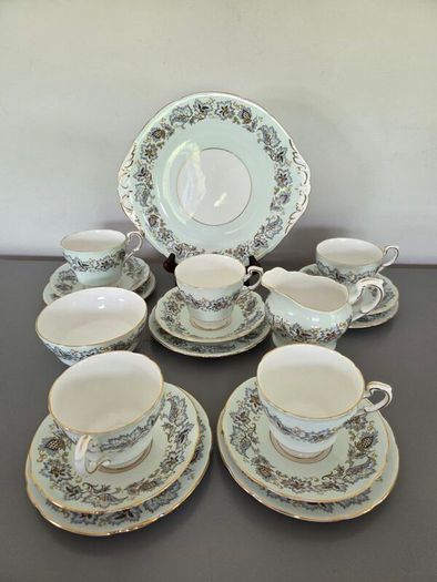 Tea Set Paragon Jacobean