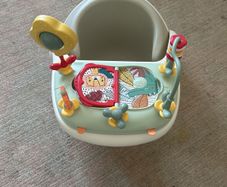 Mama's and Papas Baby Seat