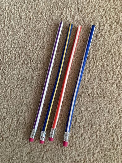 Ealstic pencils / soft pencils