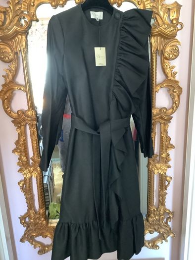Peter O'Brien ruffle coat , new, size S