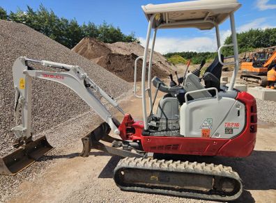 2017 Takeuchi TB216 1.6 ton Mini Digger