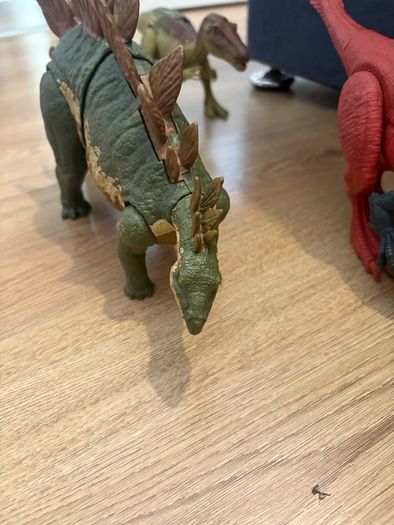 3 big dinosaurs