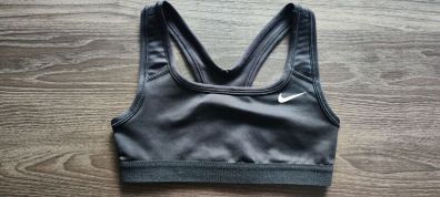 Girls Nike sports bra XS