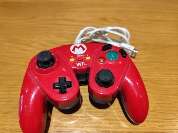 Wii Mario Red Fight Wired Controller