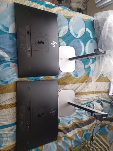 HP monitiors