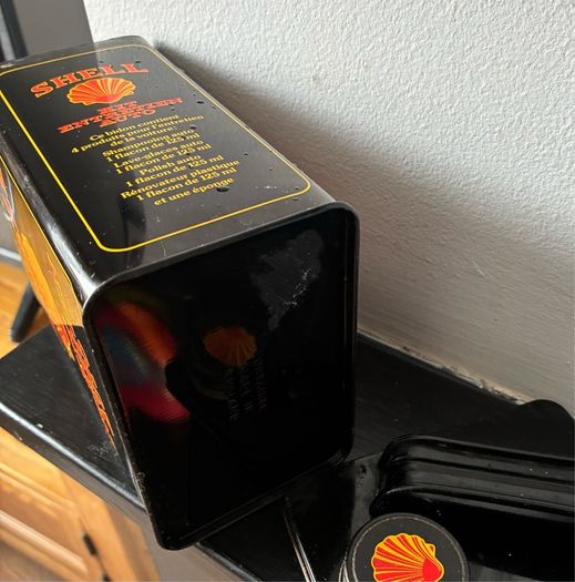 Vintage Shell Car Care Kit Tin