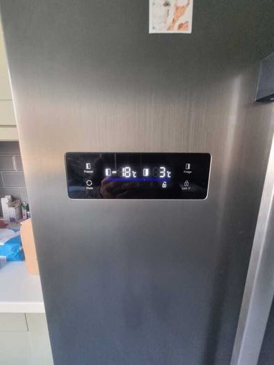 Fridge freezer