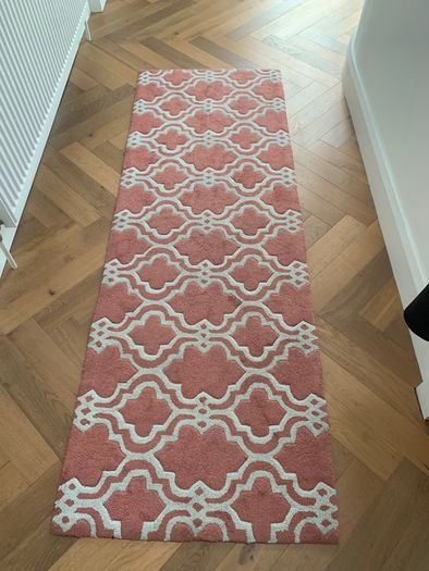 2 Free Rugs