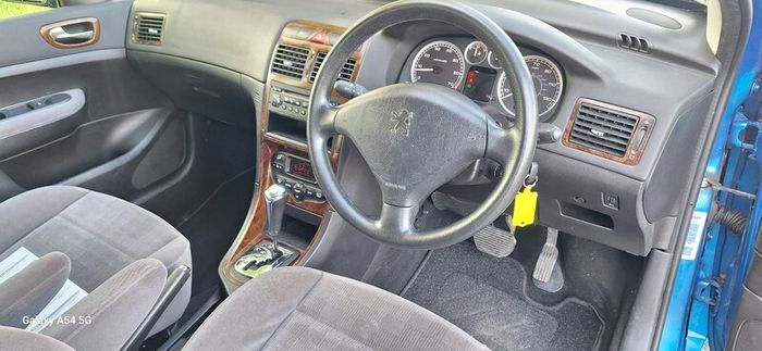 2004 Peugeot 307