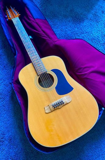 ARIA AW 200T - 12 String Drednought - Dec 1986