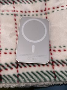 Apple Powerbank Magsafe 10,000 mAh