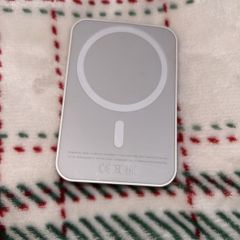 Apple Powerbank Magsafe 10,000 mAh