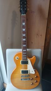 Epiphone Les Paul guitar