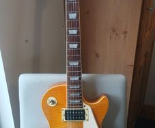 Epiphone Les Paul guitar