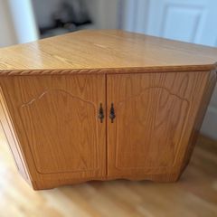Corner cabinet unit