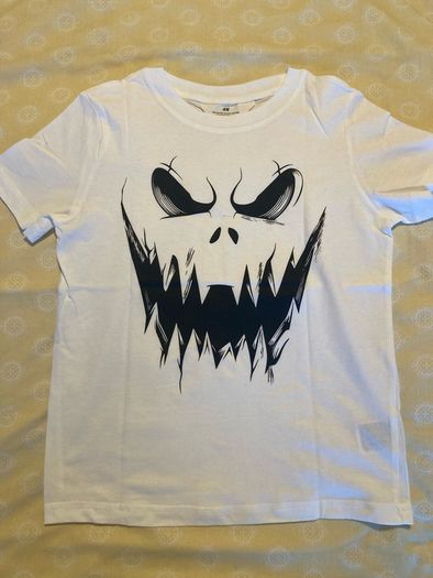 Halloween tshirts 8-10y