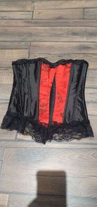 Lovely red and black corset size l, I'd say size 10ish