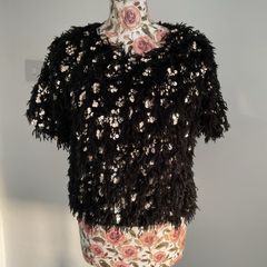 top Bnwot black fluffy embelished top short sleeve size large elli white brand