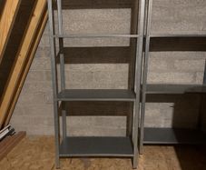 2 steel shelfs