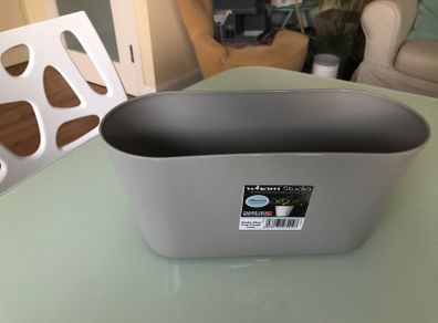 pot/ planter