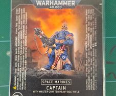 Warhammer 40k Captain with Master Crafted Heavy Bolt Rifle