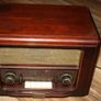 Steepletone Vintage Style Radio In working Order Image 9