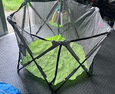 Summer Pop 'n Play Portable Playard Lightweight Baby/Toddler Playpen