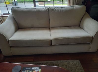 3, 2, 1, sitting room suite