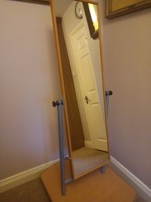 standing mirror