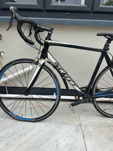 Scott Speedster S30 road bike