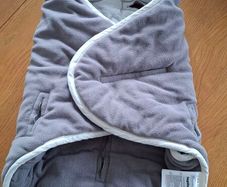 Lupilu baby car seat grey fleece blanket