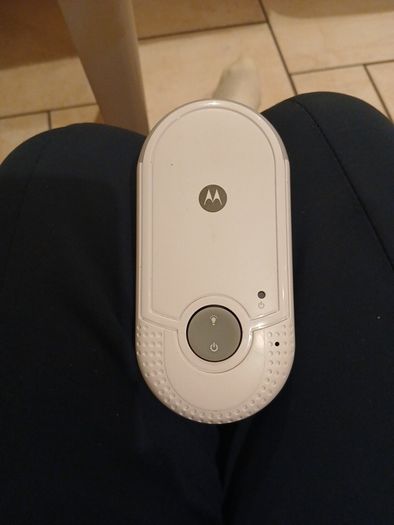 Motorola MBP8 Digital Audio Baby Monitor
