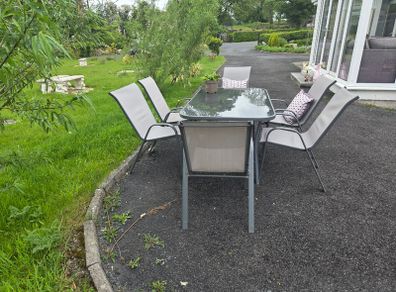 6 Seater Garden Patio Set Table & Reclining Chairs