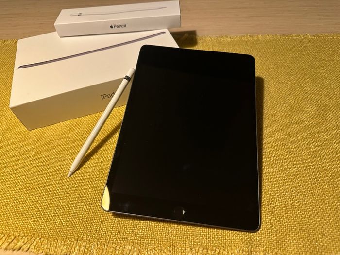 Apple iPad 9th Generation 64GB Wi-Fi | Boxed, Spotless Condition