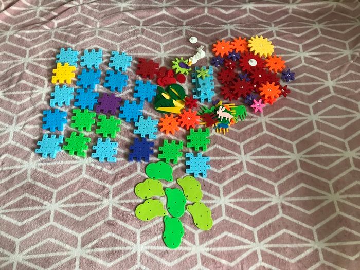 Toys building