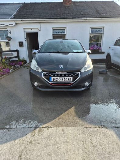 2014 Peugeot 208