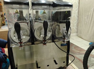Slushie machine