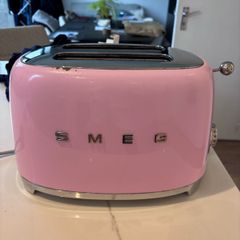 pink SMEG toaster