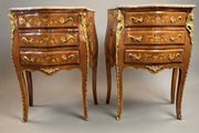 Pair of Mahogany and Kingwood Veneer Bombe Bedside Lockers / Nightstands