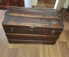 Antique Irish Made Victorian Dome Top Trunk with Insert, late 19th to the early 20th Century, wooden strapping and metal hardware