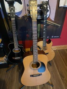 Cort ad810 acoustic guitar