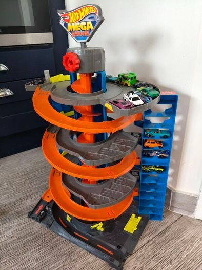 Hot Wheels ramp