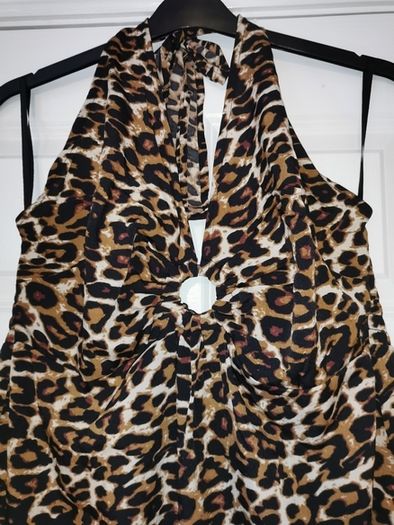 BNWT Amazing Halterneck Dress size 16 + matching accessories available