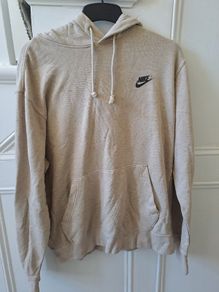 Nike hoodie size M