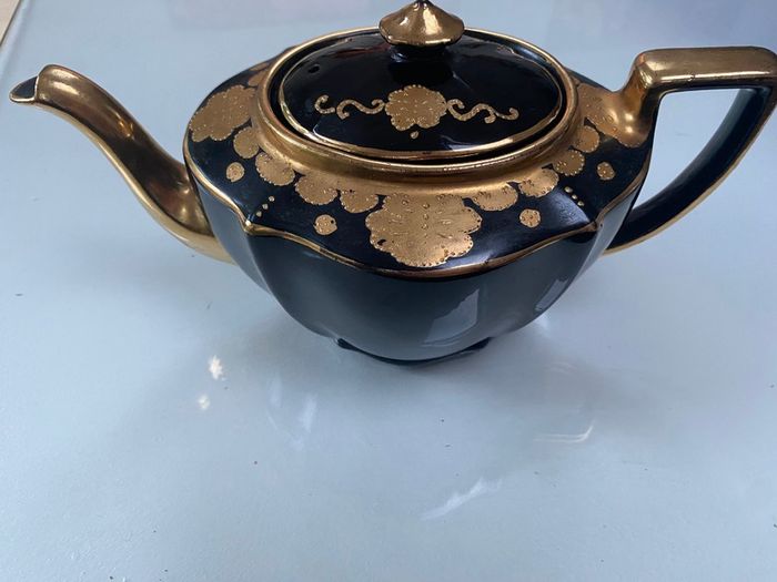 RARE FIND Pair of matching Victorian teapot and water  jug.price for both .