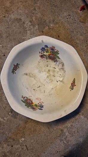 Vintage basin