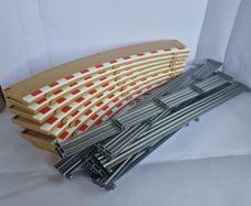 Scalextric C8228: 8x New Radius 2 Outer Borders & Barriers  (R2)