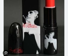 New in packaging limited edition Marilyn monroe MAC scarlet ibis lipstick