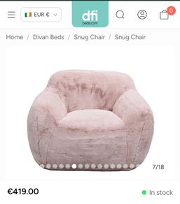 Pink fur snug chair